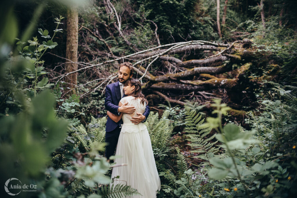 Postboda en el bosque