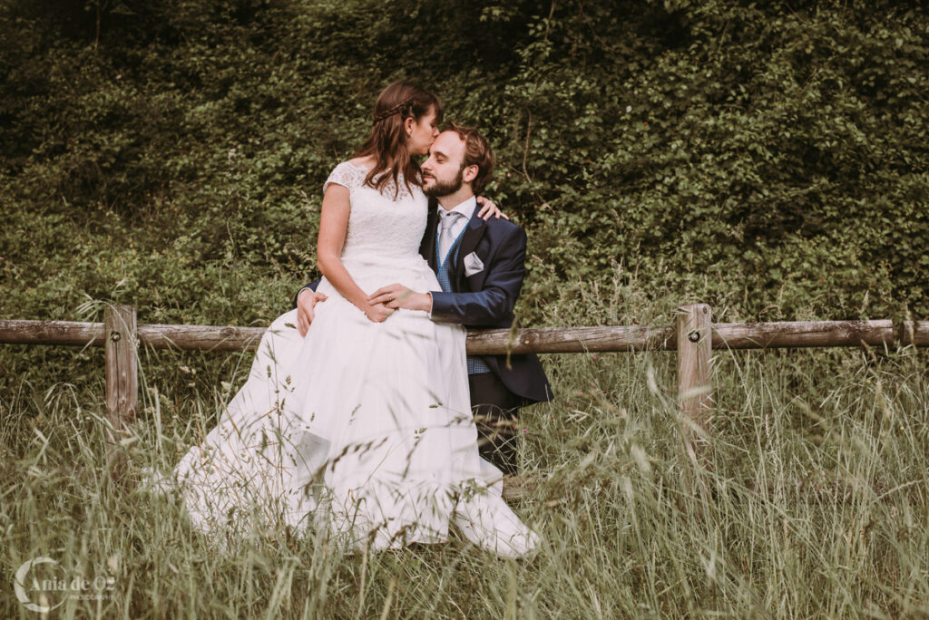 Postboda en el campo