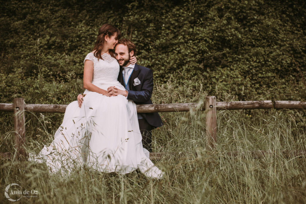 Postboda en el campo